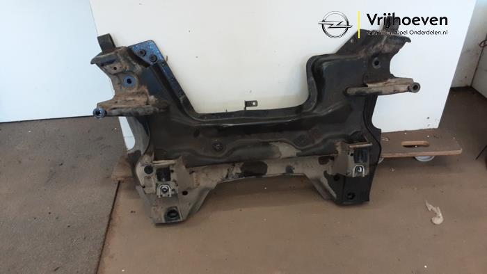 Used Subframe Opel Crossland (X) 1.2 12V Price € 50,00 Margin scheme offered by Autodemontage Vrijhoeven B.V.