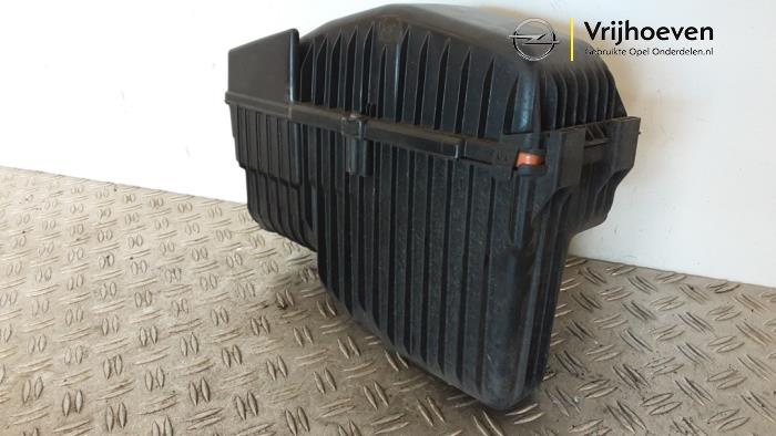 Gebrauchte Luftfiltergehäuse Opel Crossland (X) 1.2 12V Preis € 30,00 Margenregelung angeboten von Autodemontage Vrijhoeven B.V.