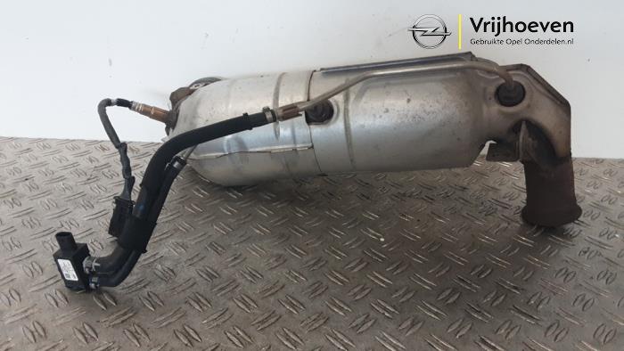 Używane Katalizator Opel Crossland (X) 1.2 Turbo 12V Cena na żądanie oferowane przez Autodemontage Vrijhoeven B.V.