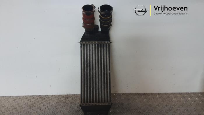 Usados Intercooler Opel Crossland (X) 1.2 Turbo 12V Precio € 65,00 Norma de margen ofrecido por Autodemontage Vrijhoeven B.V.