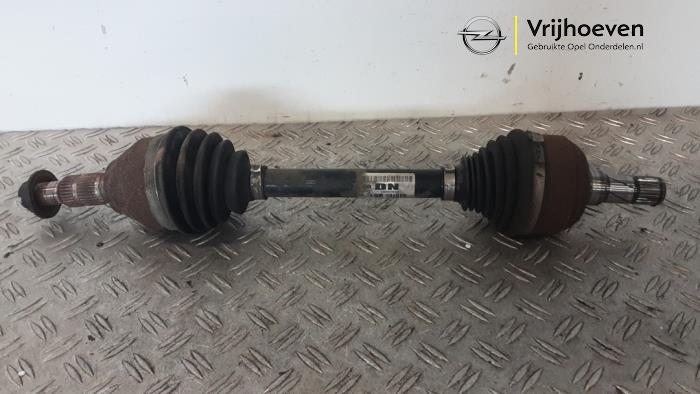 Gebrauchte Antriebswelle links vorne Opel Astra J Sports Tourer (PD8/PE8/PF8) 1.7 CDTi 16V Preis € 50,00 Margenregelung angeboten von Autodemontage Vrijhoeven B.V.
