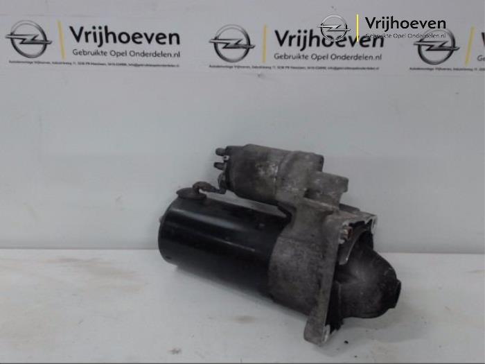 Used Starter Opel Astra J Sports Tourer (PD8/PE8/PF8) 2.0 CDTI 16V 165 Price € 20,00 Margin scheme offered by Autodemontage Vrijhoeven B.V.