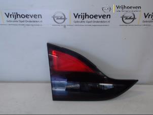 Używane Tylne swiatlo pozycyjne lewe Opel Zafira Tourer (P12) 2.0 CDTI 16V 130 Ecotec Cena € 35,00 Procedura marży oferowane przez Autodemontage Vrijhoeven B.V.