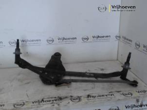 Used Wiper mechanism Opel Vivaro 1.9 DI Price € 35,00 Margin scheme offered by Autodemontage Vrijhoeven B.V.