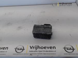 Gebrauchte Vorglührelais Opel Corsa D 1.3 CDTi 16V ecoFLEX Preis € 10,00 Margenregelung angeboten von Autodemontage Vrijhoeven B.V.