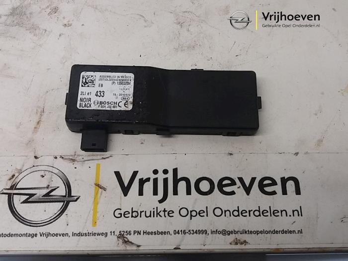 Zentralverriegelung Modul van een Opel Corsa E 1.0 SIDI Turbo 12V 2014