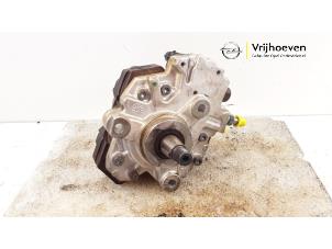 Used Mechanical fuel pump Opel Astra Price € 175,00 Margin scheme offered by Autodemontage Vrijhoeven B.V.