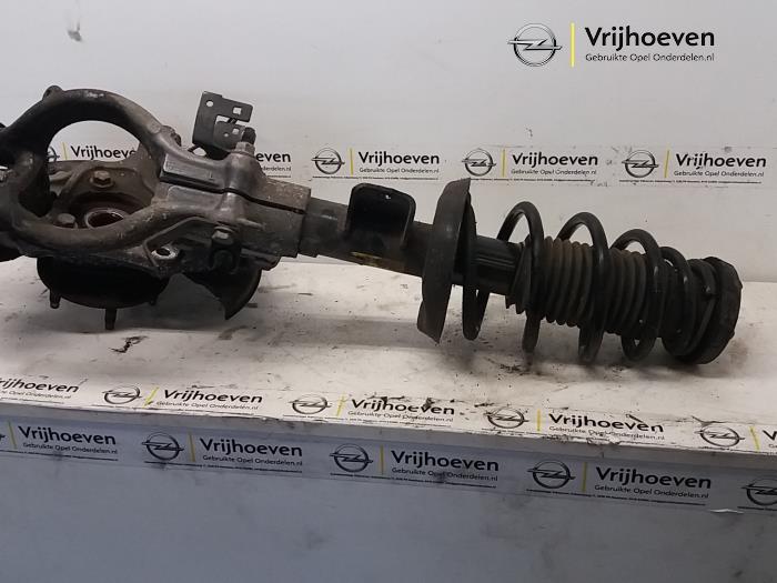 Front suspension system, left from a Opel Astra J GTC (PD2/PF2) 1.7 CDTi 16V EcoFLEX 130 2011