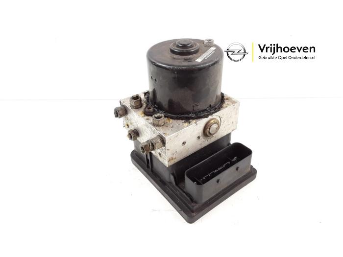 ABS pump from a Opel Astra 2007
