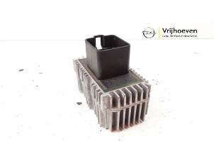 Used Glow plug relay Opel Vectra B (36) 2.0 Di 16V Price € 10,00 Margin scheme offered by Autodemontage Vrijhoeven B.V.