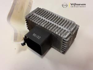 Used Glow plug relay Opel Astra Price € 20,00 Margin scheme offered by Autodemontage Vrijhoeven B.V.