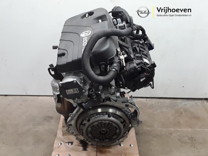 Motor de un Opel Astra K 1.4 16V 2016