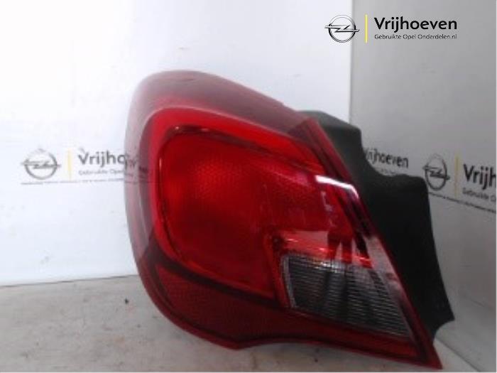 Rücklicht links van een Opel Corsa E 1.2 16V 2015