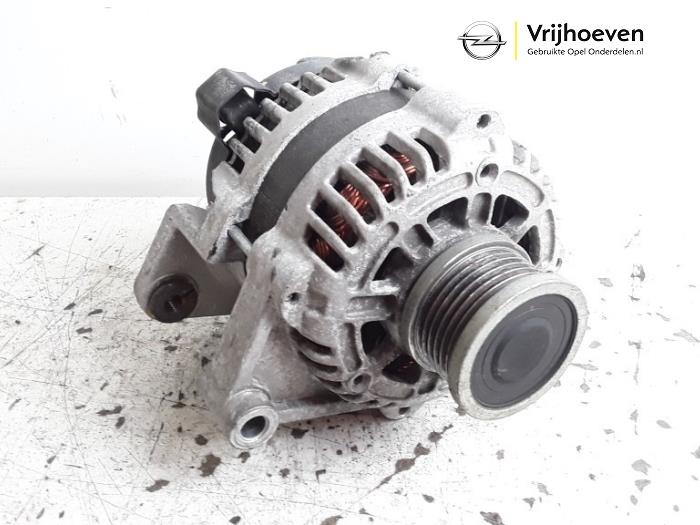 Begagnade Dynamo Opel Adam 1.2 16V Pris € 30,00 Marginaltabell erbjuds av Autodemontage Vrijhoeven B.V.