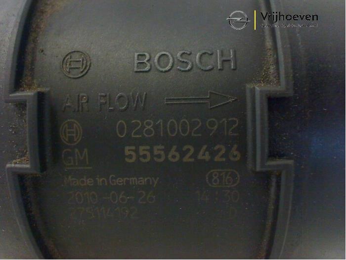 Airflow meter from a Opel Insignia 2.0 CDTI 16V 130 Ecotec 2010