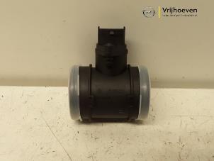 New Airflow meter Opel Astra Price € 60,50 Inclusive VAT offered by Autodemontage Vrijhoeven B.V.