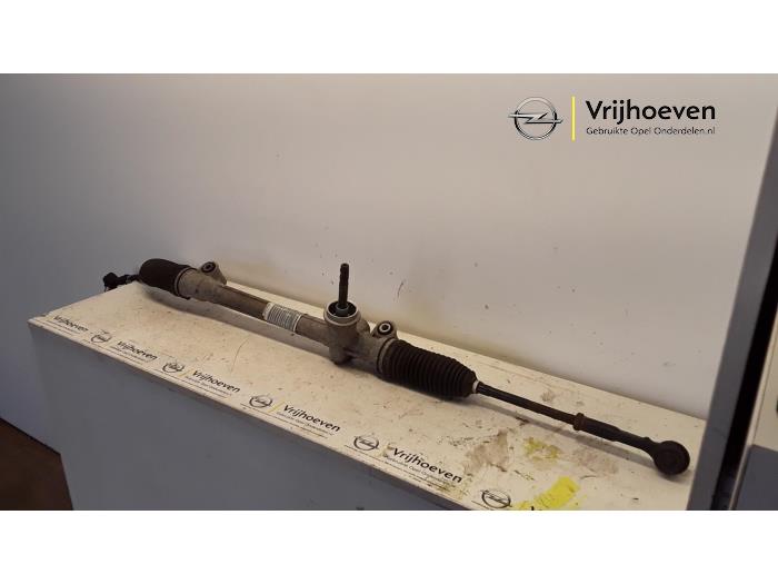 Steering box from a Opel Corsa D 1.2 16V 2006