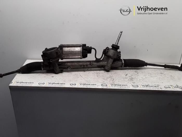 Begagnade Styrbox Opel Astra J (PC6/PD6/PE6/PF6) 1.4 Turbo 16V Pris € 100,00 Marginaltabell erbjuds av Autodemontage Vrijhoeven B.V.