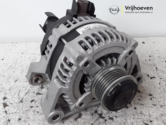 Begagnade Dynamo Opel Corsa E 1.4 16V Pris € 30,00 Marginaltabell erbjuds av Autodemontage Vrijhoeven B.V.