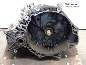 Used Gearbox Opel Vectra C GTS 2.2 DIG 16V Price € 200,00 Margin scheme offered by Autodemontage Vrijhoeven B.V.