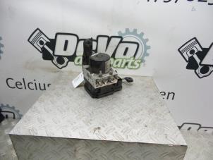 Used ABS pump Renault Scénic III (JZ) 1.6 Energy dCi 130 Price on request offered by DeVo Autoparts