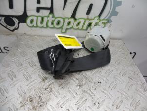 Gebrauchte Sicherheitsgurt Mitte hinten Kia Rio III (UB) Preis auf Anfrage angeboten von DeVo Autoparts