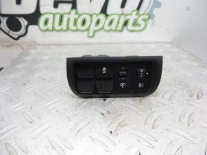 Used AIH headlight switch Kia Rio III (UB) Price on request offered by DeVo Autoparts