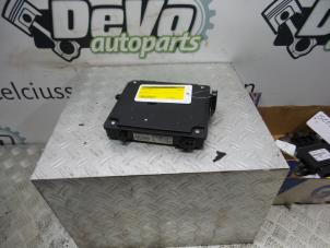 Używane Skrzynka bezpieczników Renault Scénic III (JZ) 1.6 Energy dCi 130 Cena na żądanie oferowane przez DeVo Autoparts