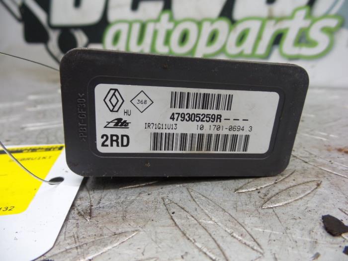 Used Esp computer Renault Scénic III (JZ) 1.6 Energy dCi 130 Price on request offered by DeVo Autoparts