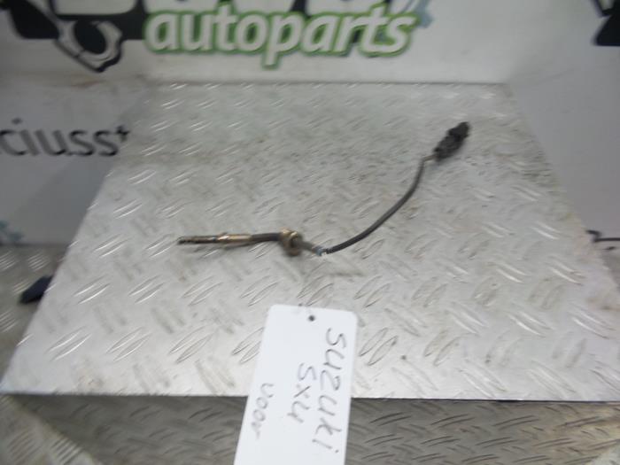 Usagé Sonde lambda Suzuki SX4 (EY/GY) 1.9 DDiS Grip 4x4 Prix sur demande proposé par DeVo Autoparts