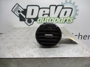 Used Dashboard vent Opel Meriva 1.3 CDTI 16V Price on request offered by DeVo Autoparts