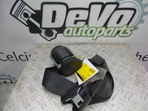 Used Rear seatbelt, centre Peugeot 207/207+ (WA/WC/WM) 1.6 16V VTi Price on request offered by DeVo Autoparts