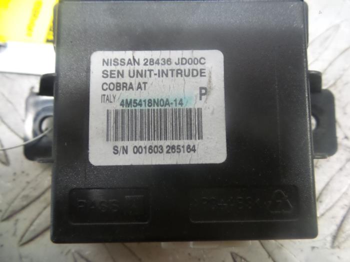 Alarm Modul van een Nissan Qashqai (J10) 1.6 16V 2012