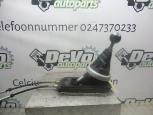 Used Gear-change mechanism Austin Mini Open (R52) 1.6 16V One Price on request offered by DeVo Autoparts