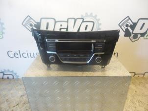 Used Radio CD player Nissan Qashqai (J11) 1.5 dCi DPF Price on request offered by DeVo Autoparts