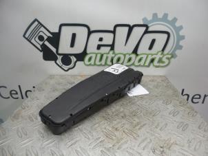 Used Seat airbag (seat) Renault Clio IV (5R) 0.9 Energy TCE 90 12V Price on request offered by DeVo Autoparts