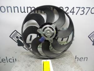 Used Cooling fans Renault Clio IV (5R) 0.9 Energy TCE 90 12V Price on request offered by DeVo Autoparts