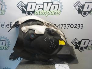 Used Wheel arch liner Renault Clio IV (5R) 0.9 Energy TCE 90 12V Price on request offered by DeVo Autoparts