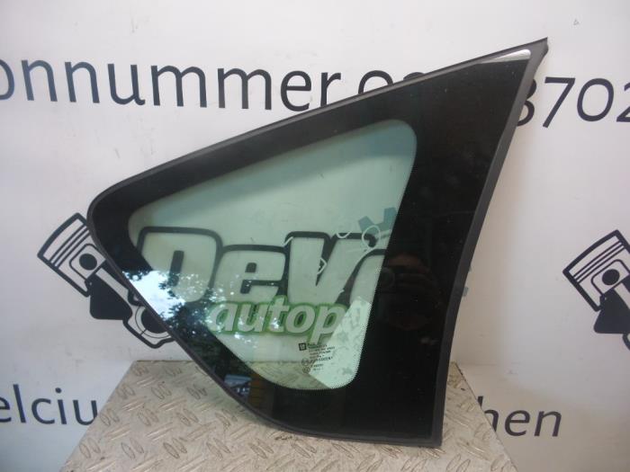 Usados Ventanilla triangular derecha detrás Opel Meriva Mk.II 1.4 Turbo 16V Ecotec Precio de solicitud ofrecido por DeVo Autoparts