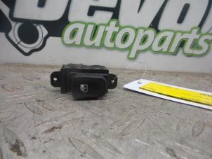 Used Electric window switch Hyundai i20 1.4i 16V Price on request offered by DeVo Autoparts