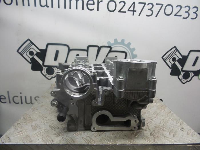 Nya Topplock Ford Focus 3 1.0 Ti-VCT EcoBoost 12V 100 Pris € 847,00 Inklusive moms erbjuds av DeVo Autoparts