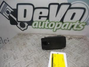 Used Electric window switch Opel Insignia 2.0 CDTI 16V 130 Ecotec Price on request offered by DeVo Autoparts