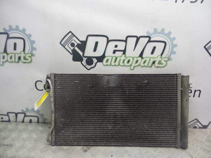 Air conditioning radiator from a BMW 3 serie (E90) 320d 16V 2009