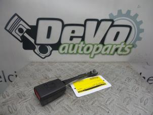 Usagé Insertion ceinture de sécurité avant droite Opel Astra J Sports Tourer (PD8/PE8/PF8) 1.7 CDTi 16V Prix sur demande proposé par DeVo Autoparts