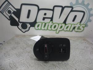Used Light switch Volkswagen Golf VII (AUA) 1.4 TSI 16V Price on request offered by DeVo Autoparts