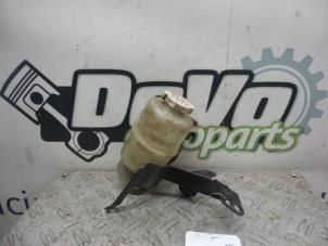 Used Power steering fluid reservoir Daihatsu YRV (M2) 1.0 12V DVVT STi Price on request offered by DeVo Autoparts
