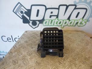 Used Dashboard vent Opel Vectra C 1.8 16V Price € 15,00 Margin scheme offered by DeVo Autoparts