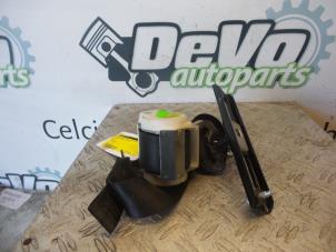Used Rear seatbelt, left Opel Vectra C 1.8 16V Price € 25,00 Margin scheme offered by DeVo Autoparts
