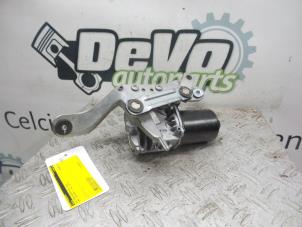 Used Front wiper motor Opel Zafira Tourer (P12) 2.0 CDTI 16V 130 Ecotec Price on request offered by DeVo Autoparts
