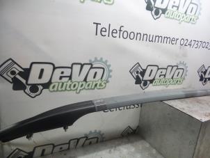 Used Roof rail kit Ford Mondeo IV Wagon 1.8 TDCi 125 16V Price on request offered by DeVo Autoparts